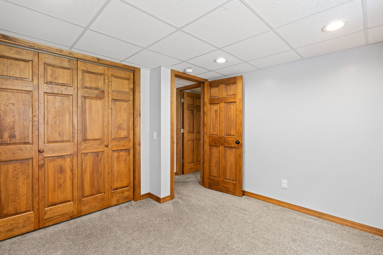 514 Walnut Court
