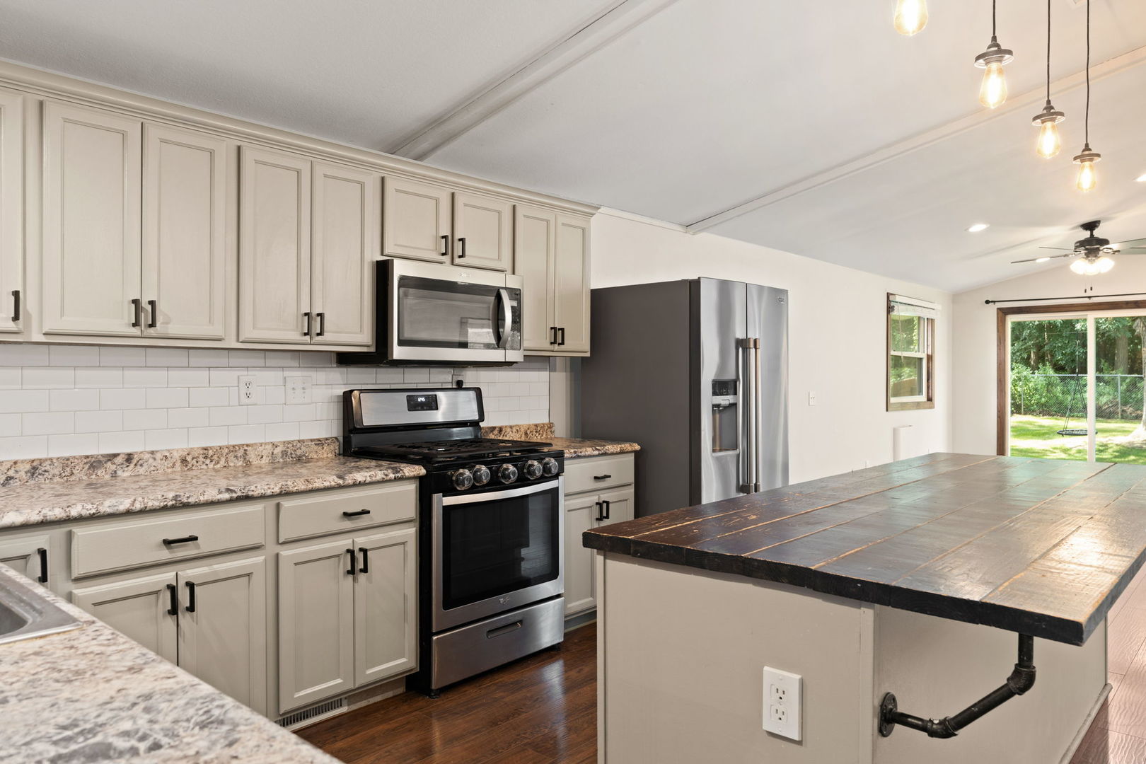 514 Walnut Court