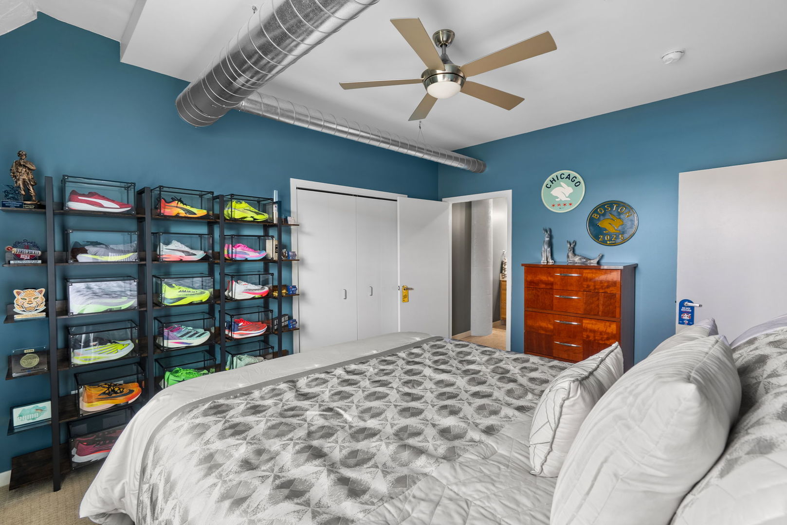 110 19th Street Unit: 302