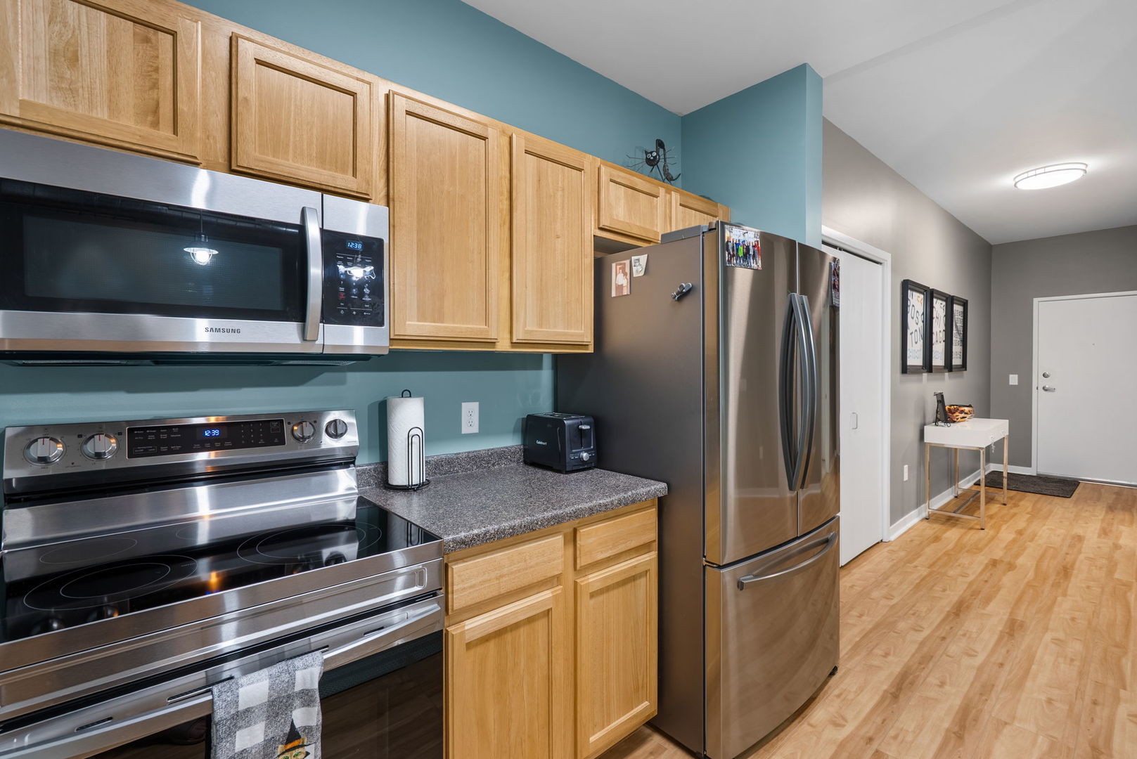 110 19th Street Unit: 302