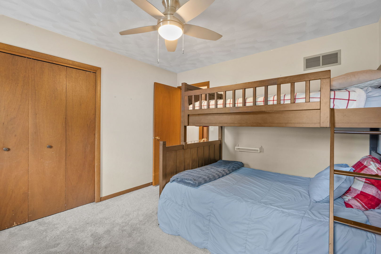 8520 18TH Street W