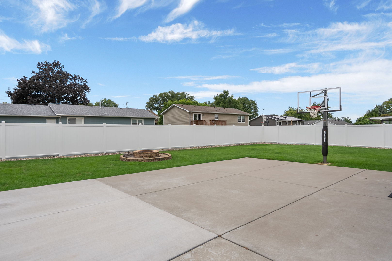 8520 18TH Street W