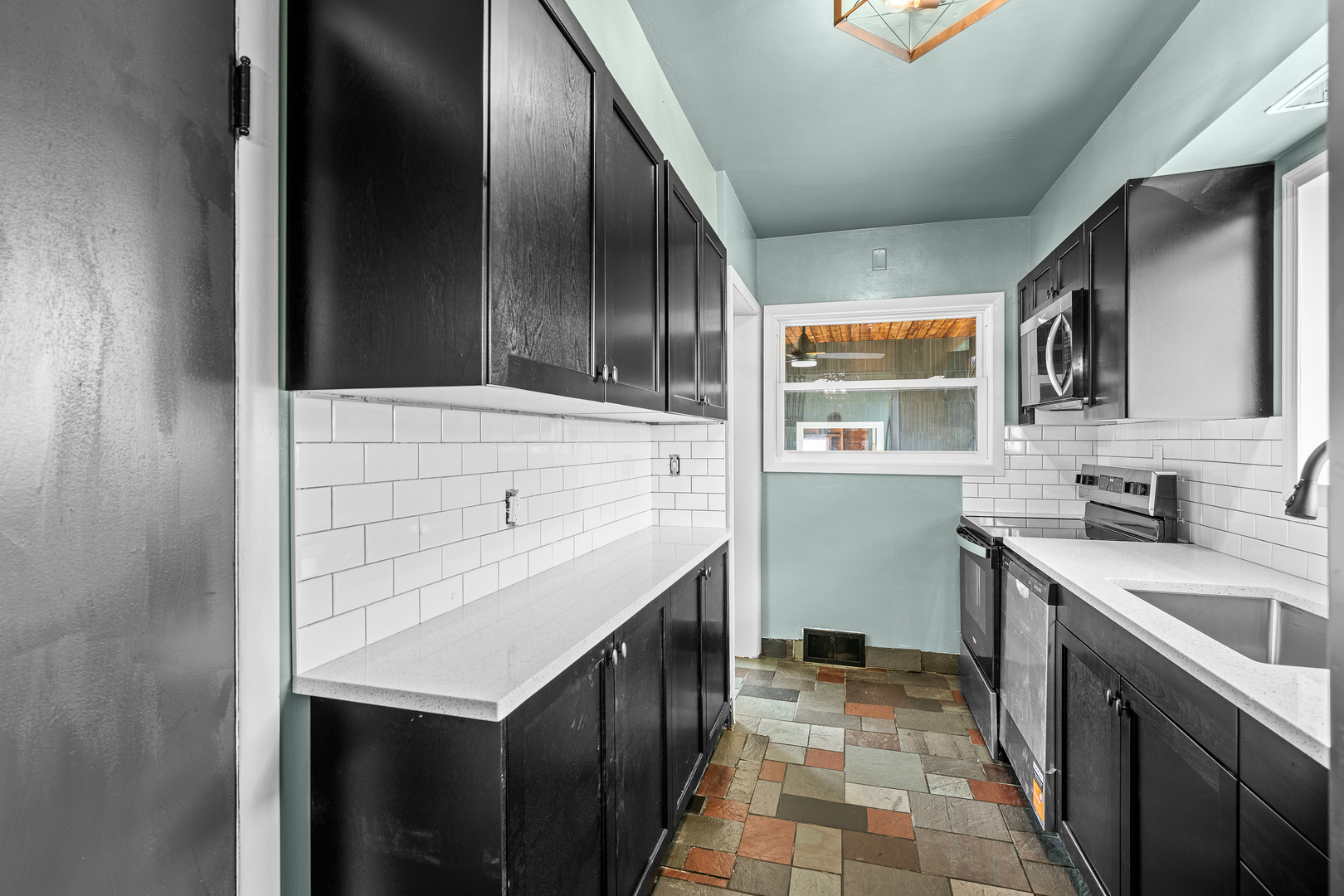 828 10th Street