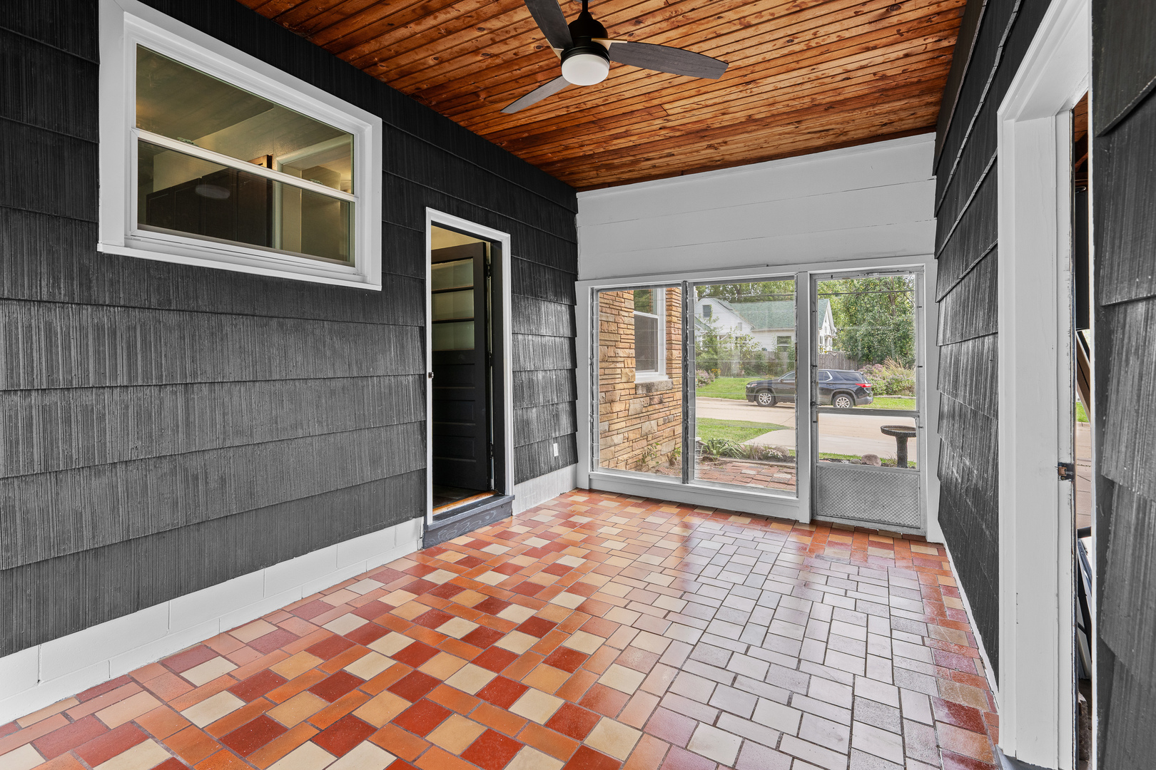 828 10th Street