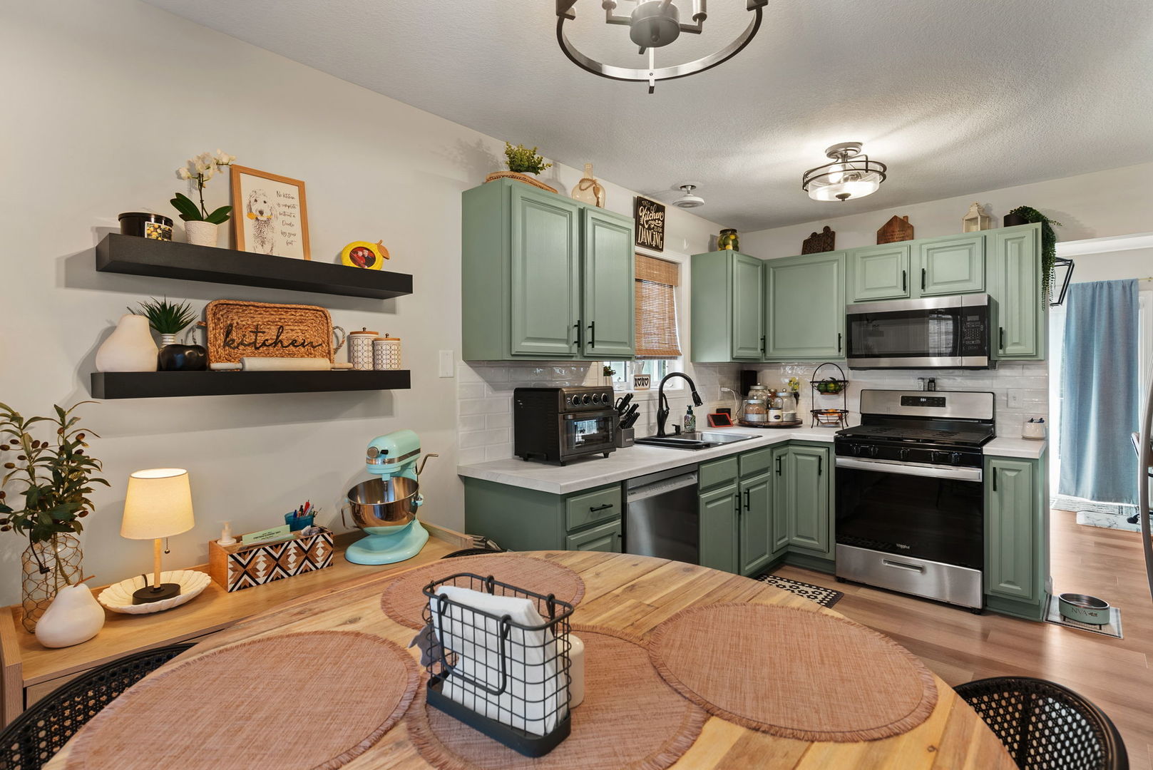 6526 Silvercreek Drive