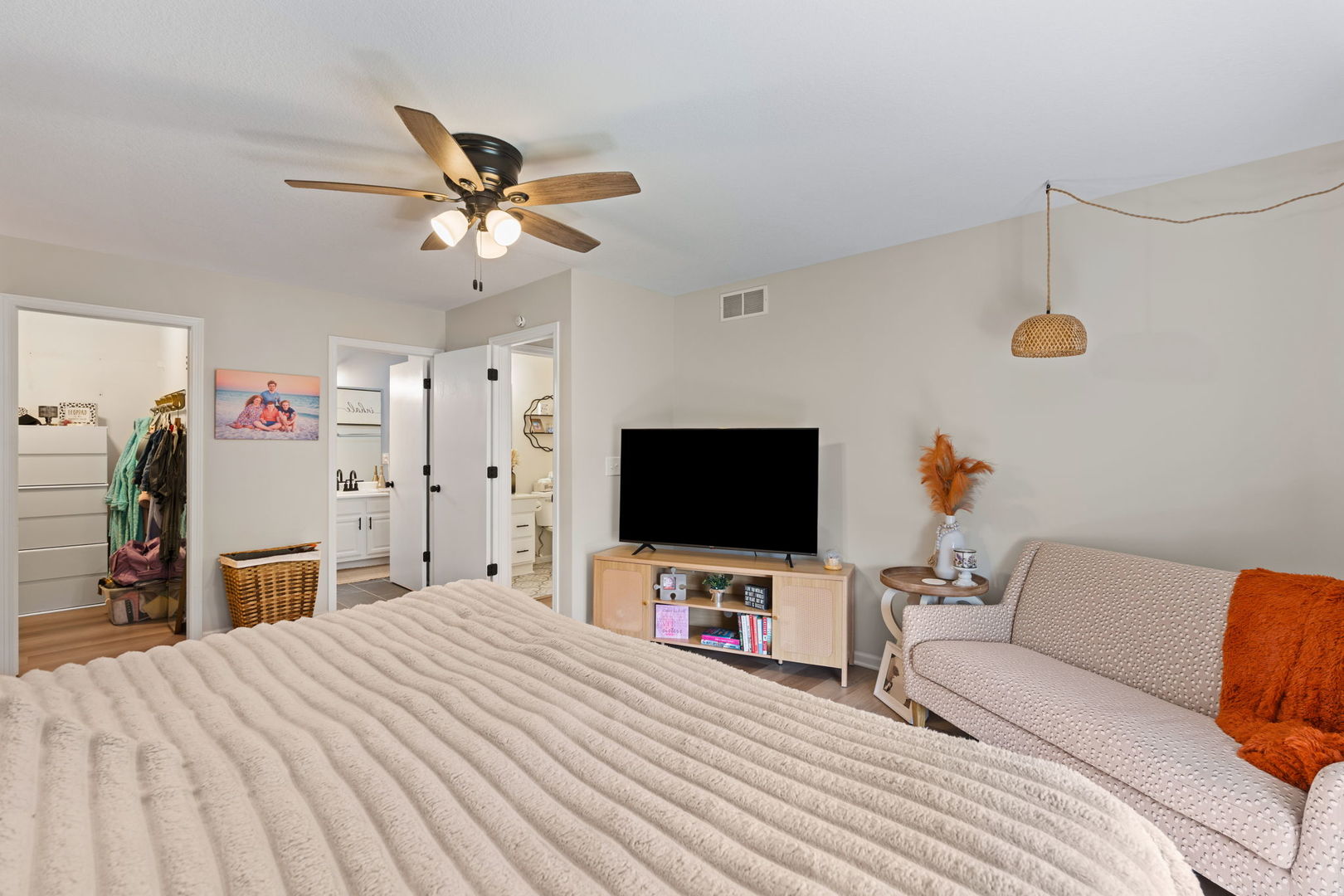 6526 Silvercreek Drive