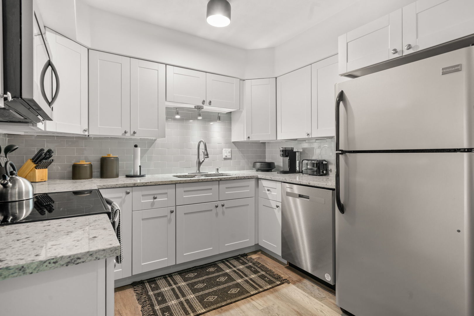 3626 38th Street Unit: 12