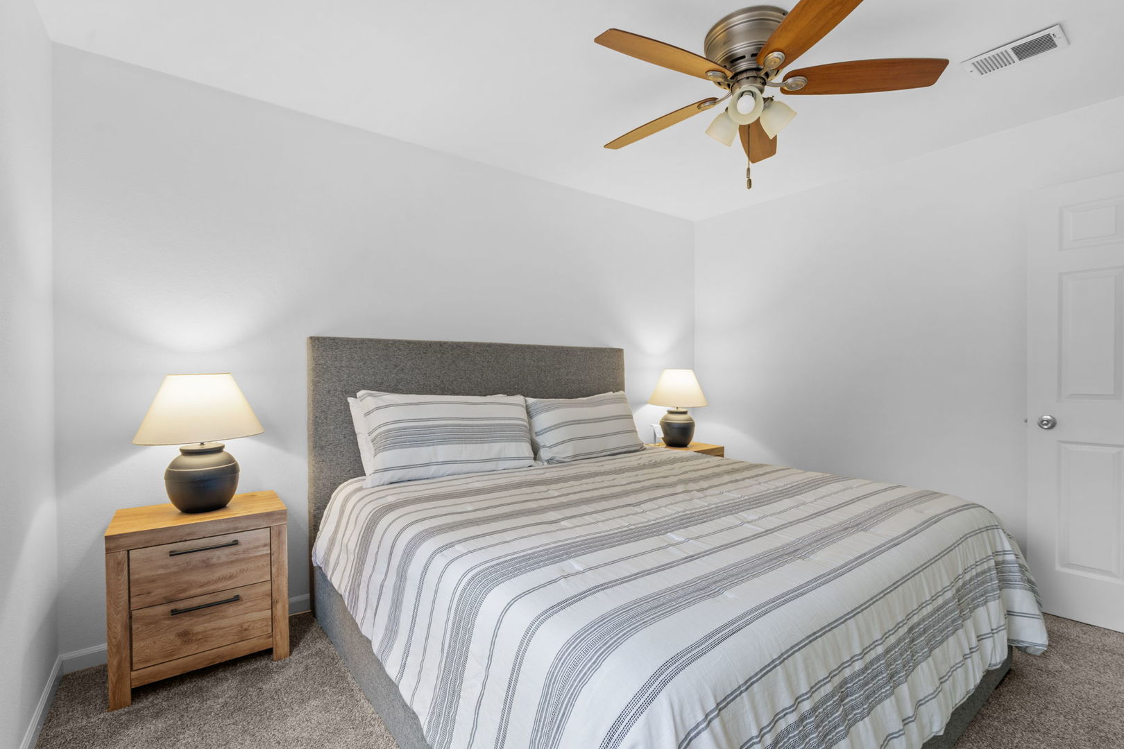 3626 38th Street Unit: 12