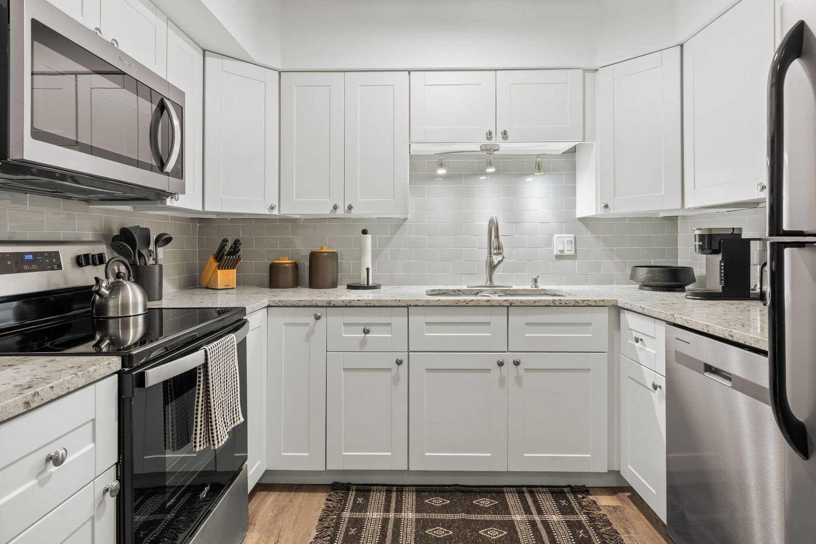 3626 38th Street Unit: 12