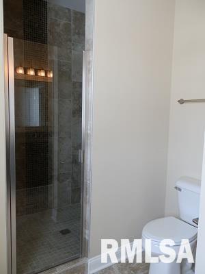 86 COBBLESTONE Lane