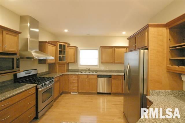 4047 CHRIS Court