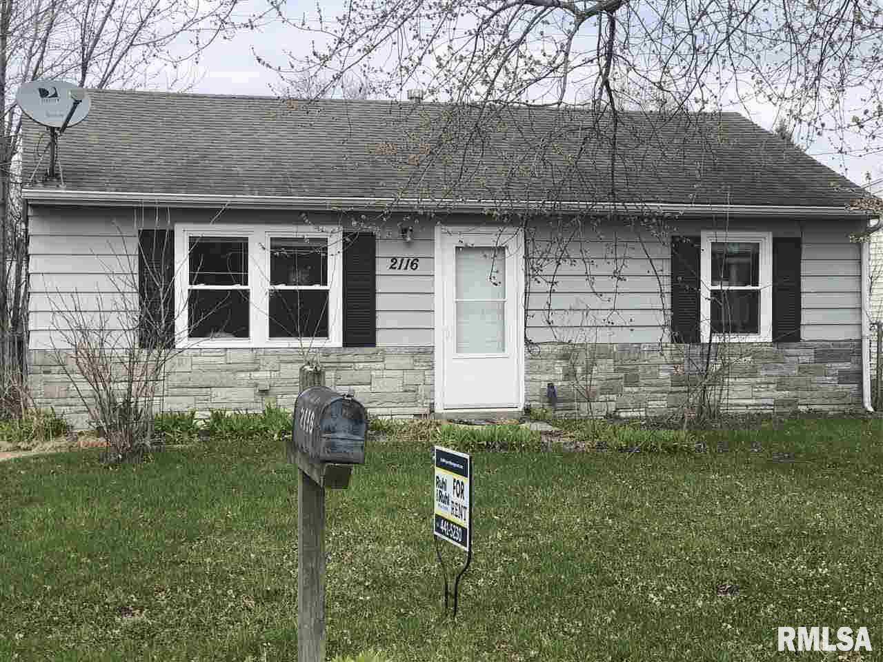 2116 W 68TH Street