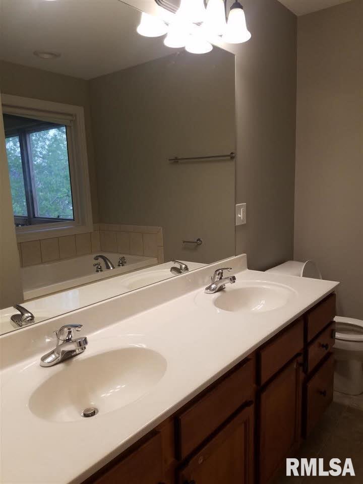 1271 W 61ST Street