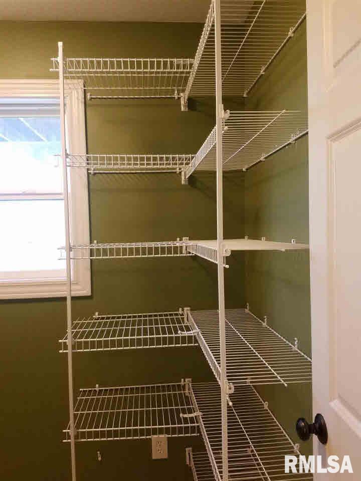 1271 W 61ST Street