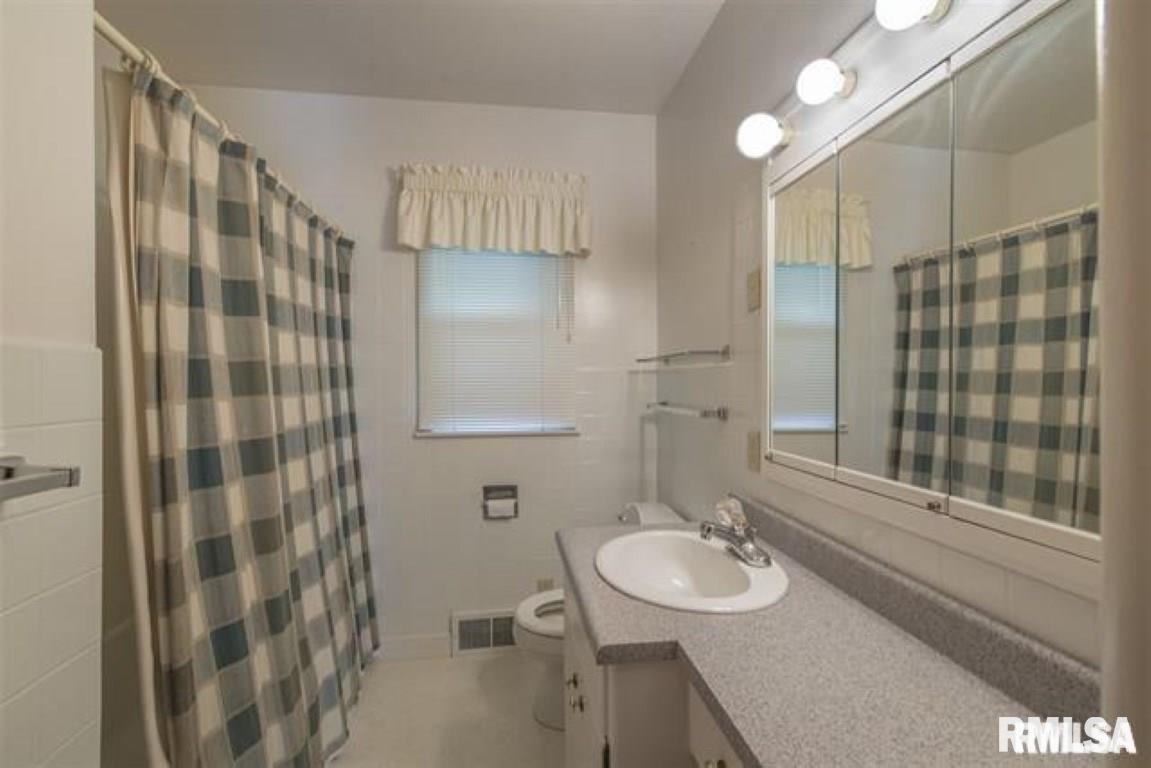 37 RIVERVIEW PARK Drive