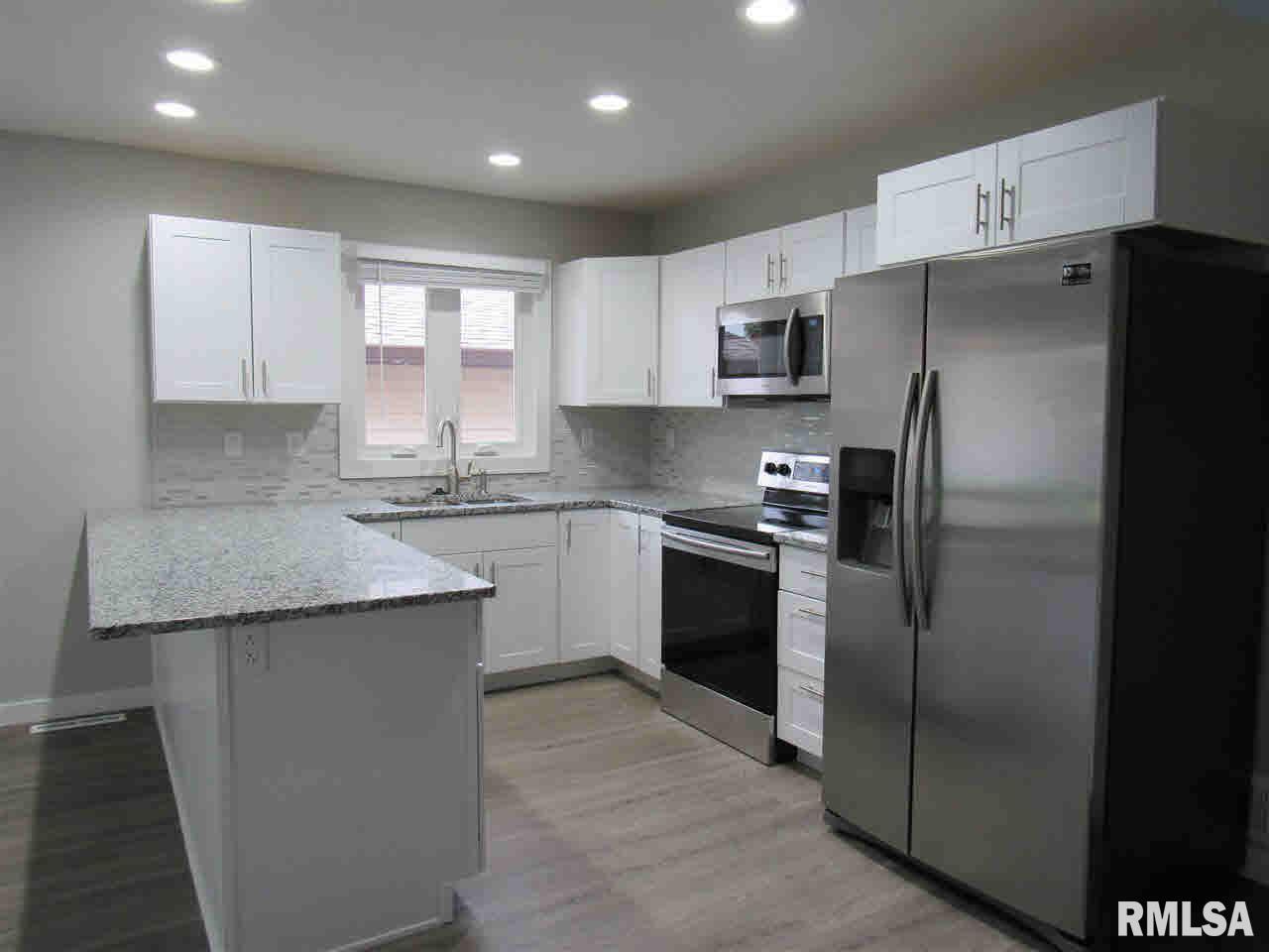 3753 CEDARWOOD Court