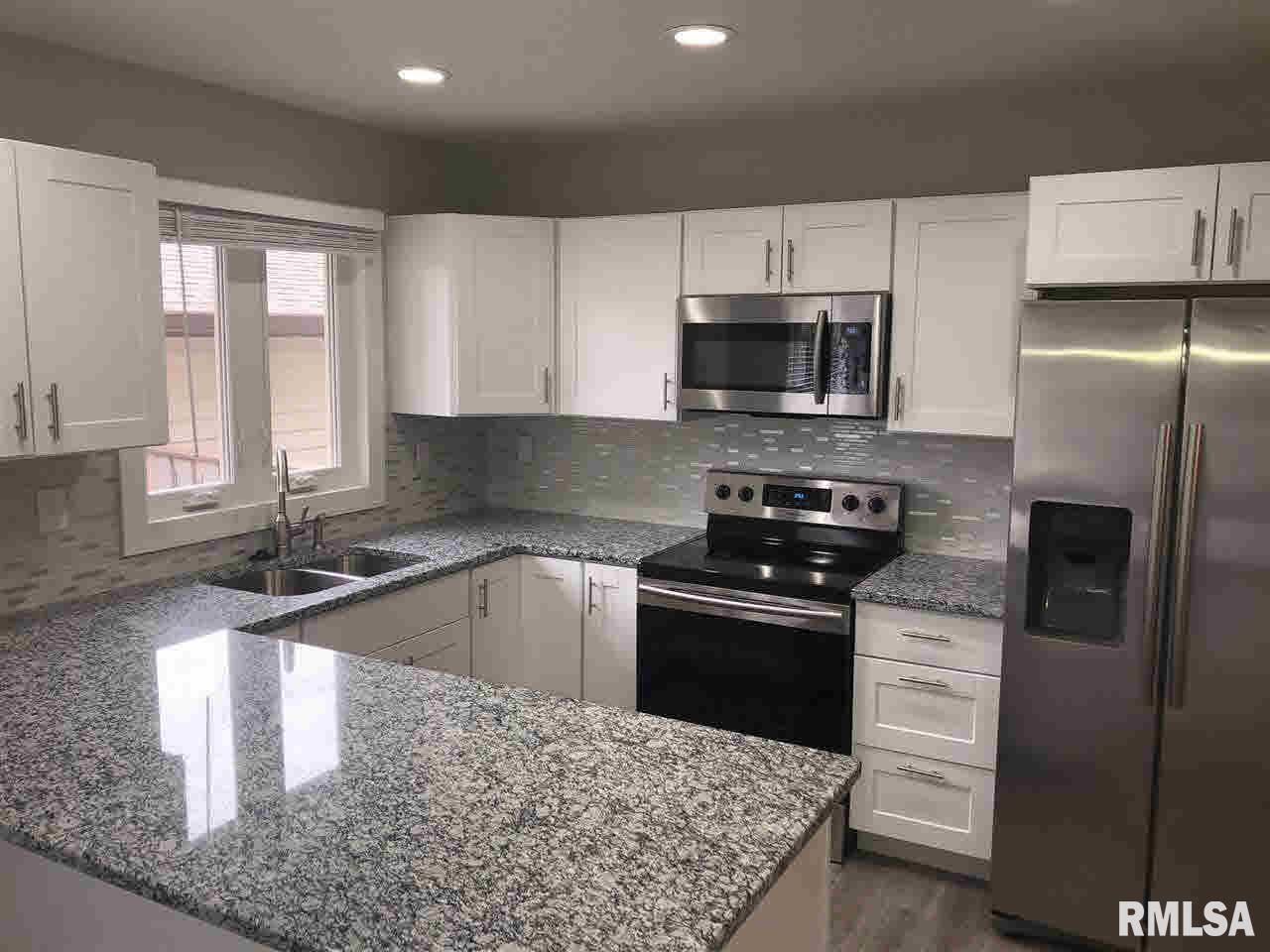 3753 CEDARWOOD Court