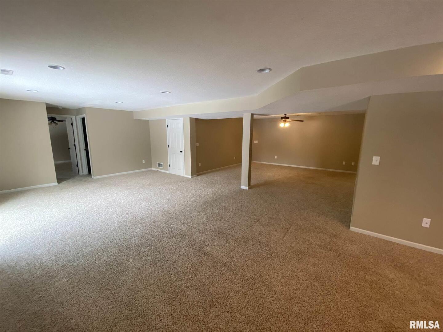 2504 EMERALD Drive