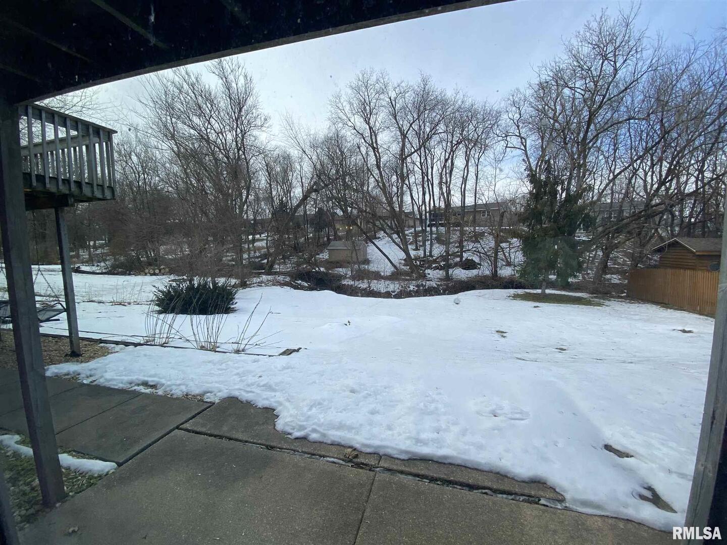 2504 EMERALD Drive