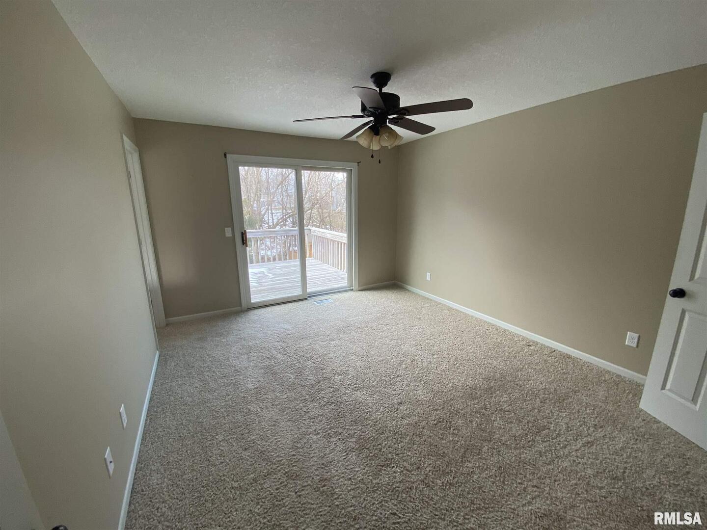 2504 EMERALD Drive