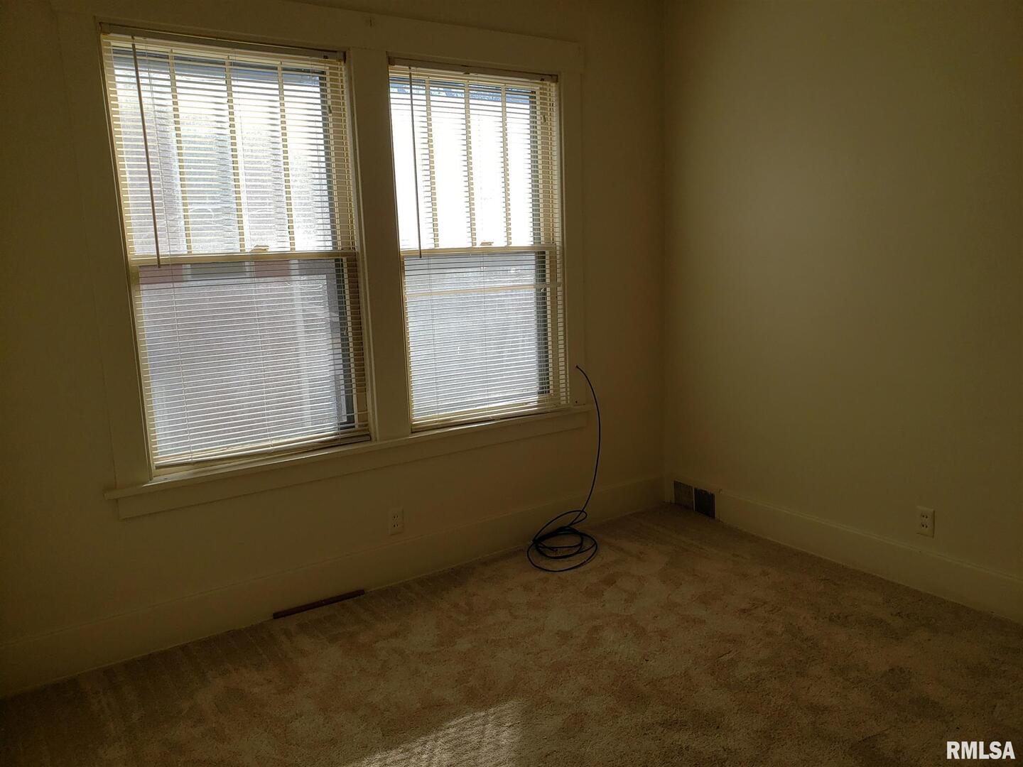 1428 ARLINGTON Avenue Unit: 4