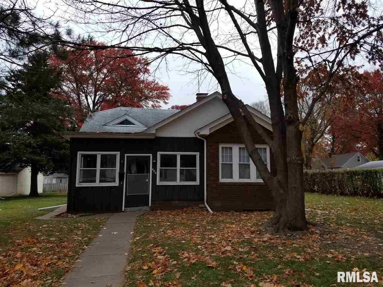 624 E 30TH Street