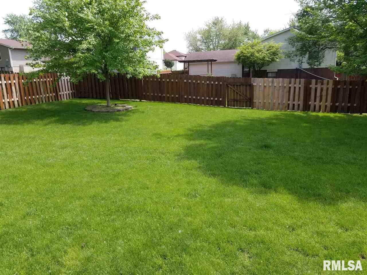 1529 W 49TH Street