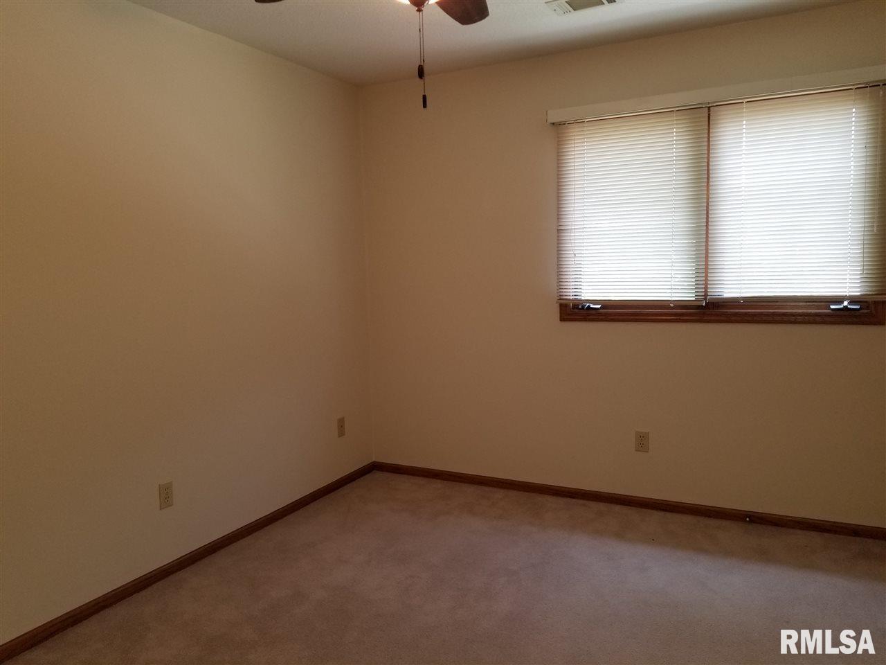 1529 W 49TH Street