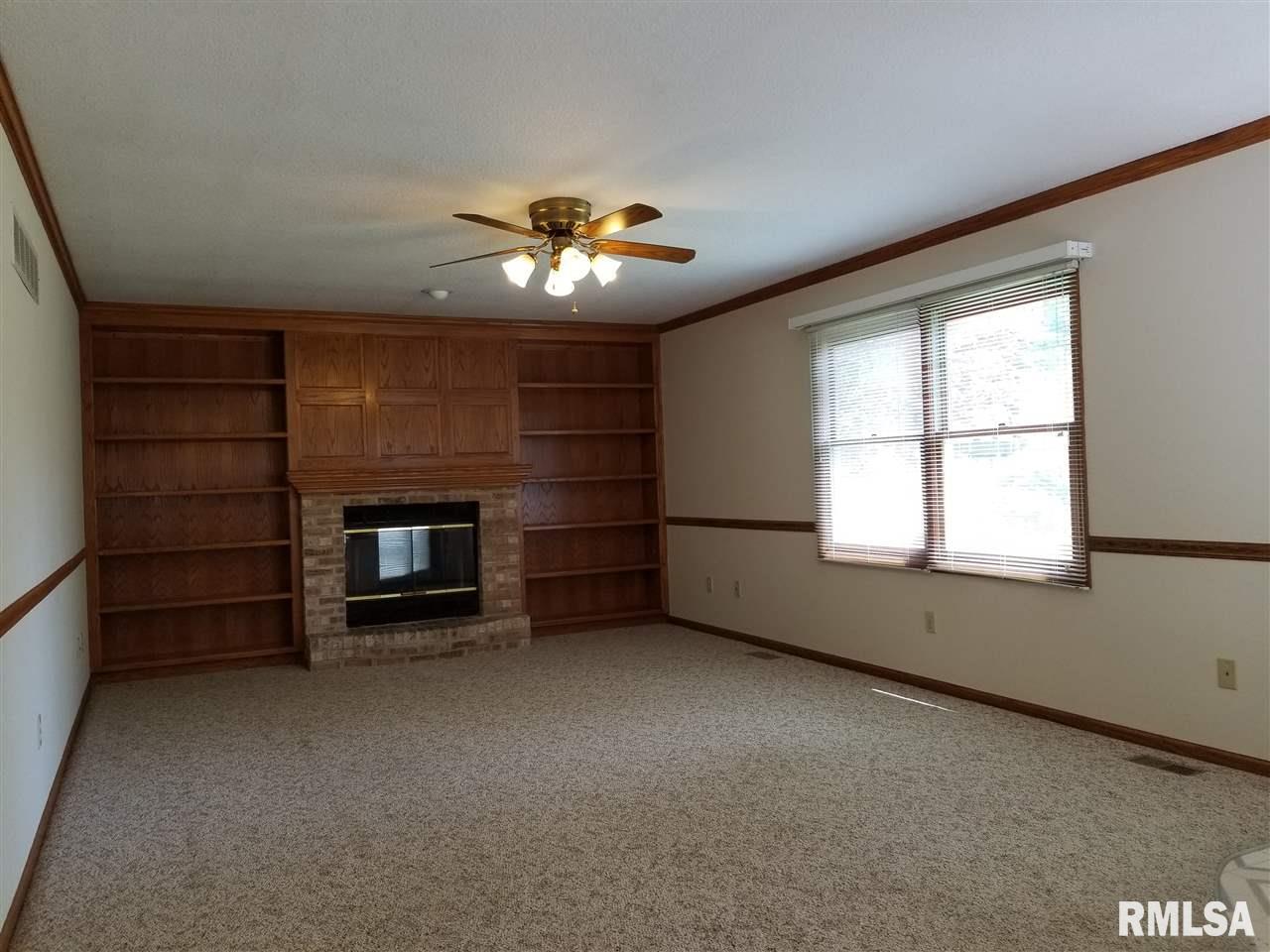 1529 W 49TH Street