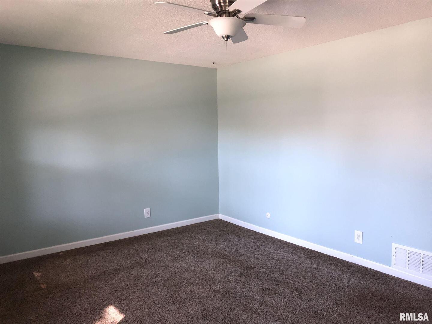 1748 W 55TH Street