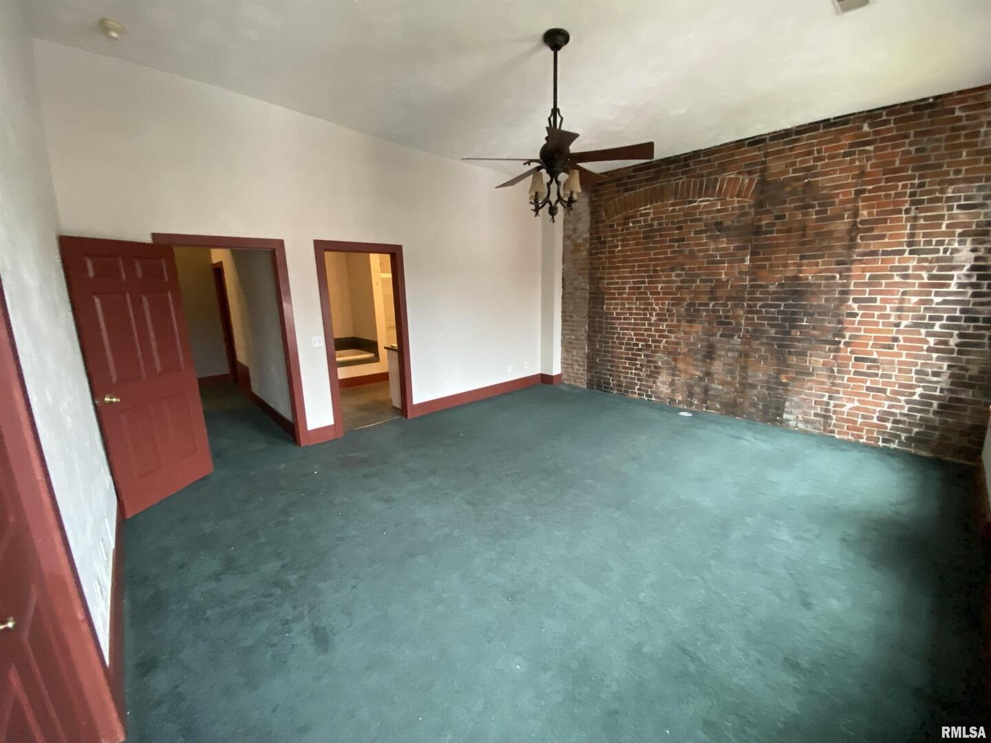 312 W 3RD Street Unit: 3