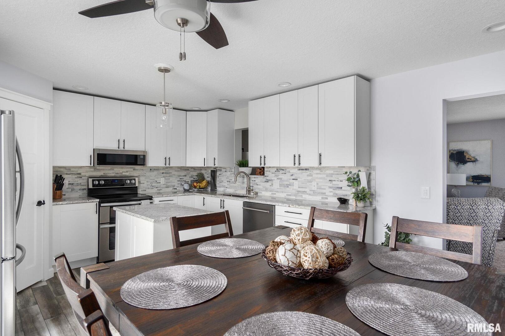 2619 W 54TH Street
