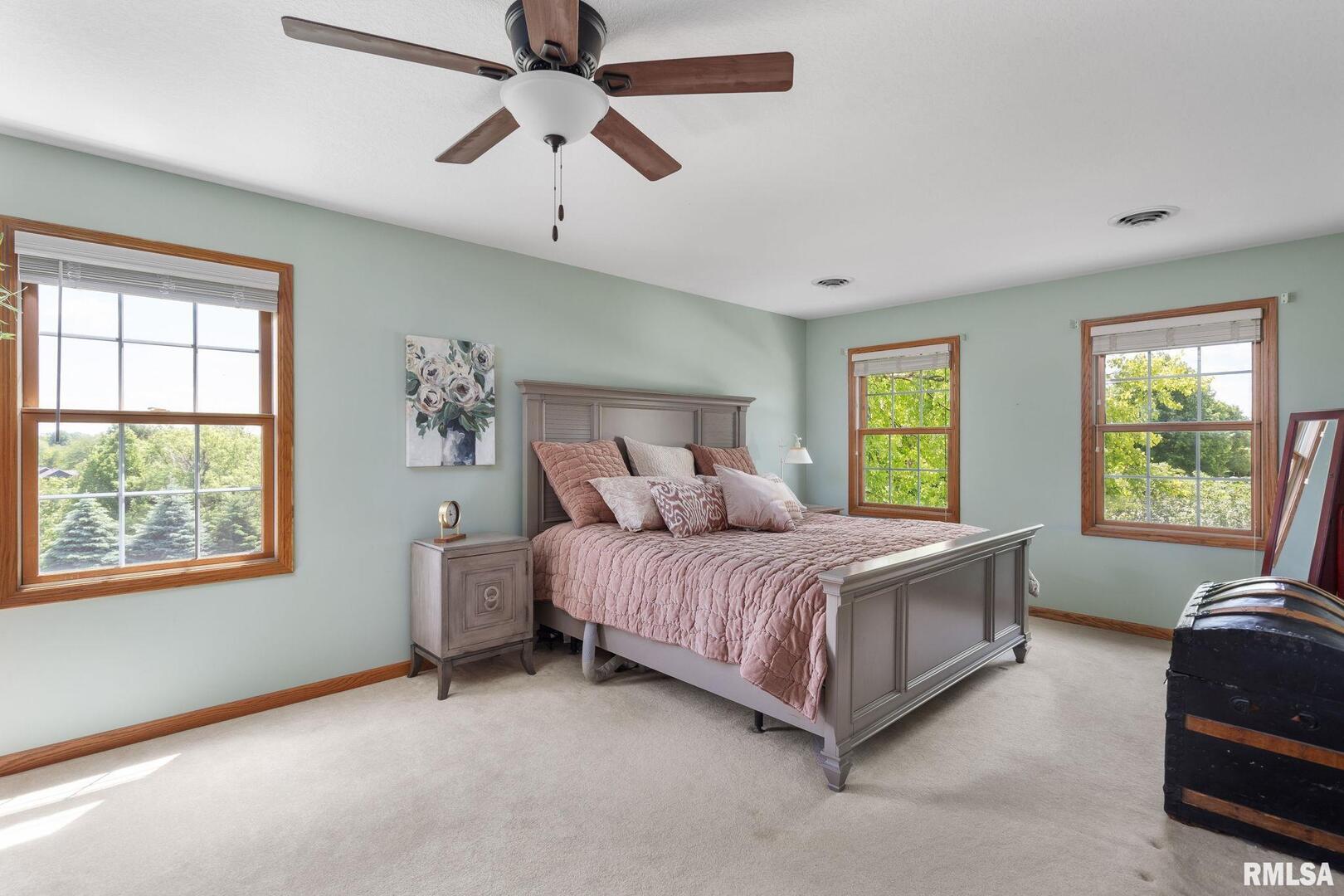 5258 BERKSHIRE Court