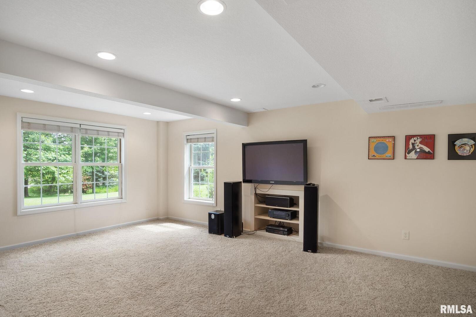 5258 BERKSHIRE Court
