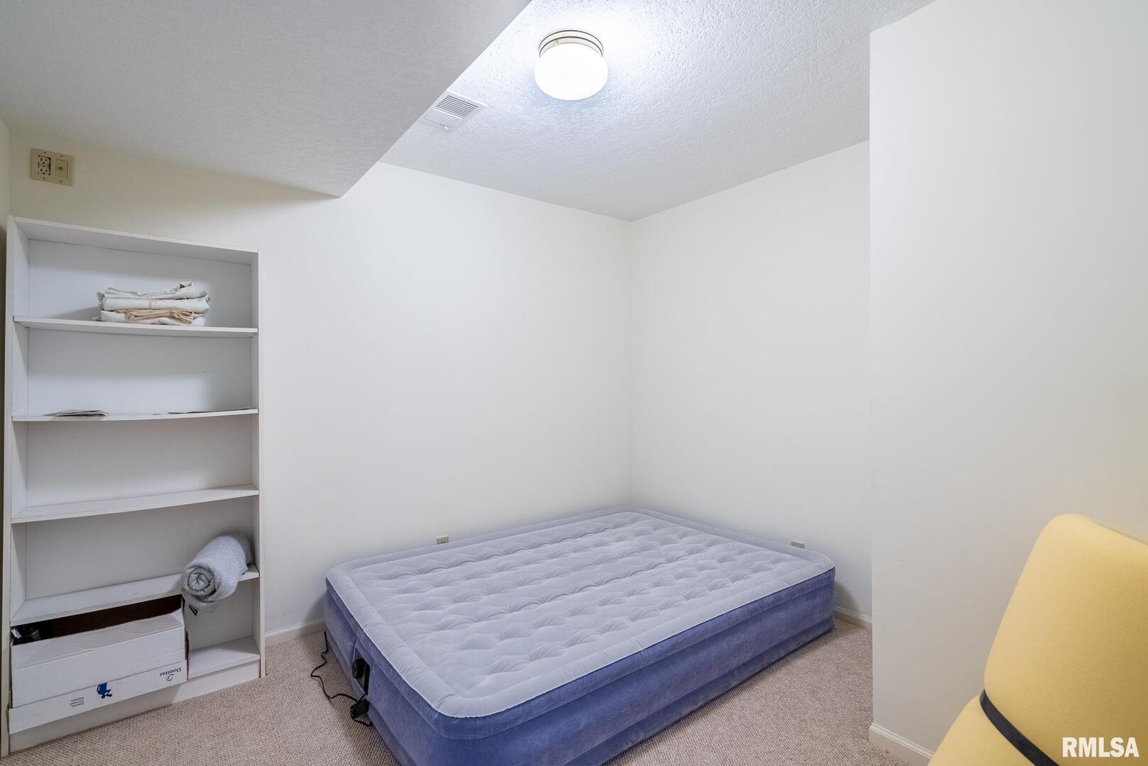 3609 33RD Street Drive
