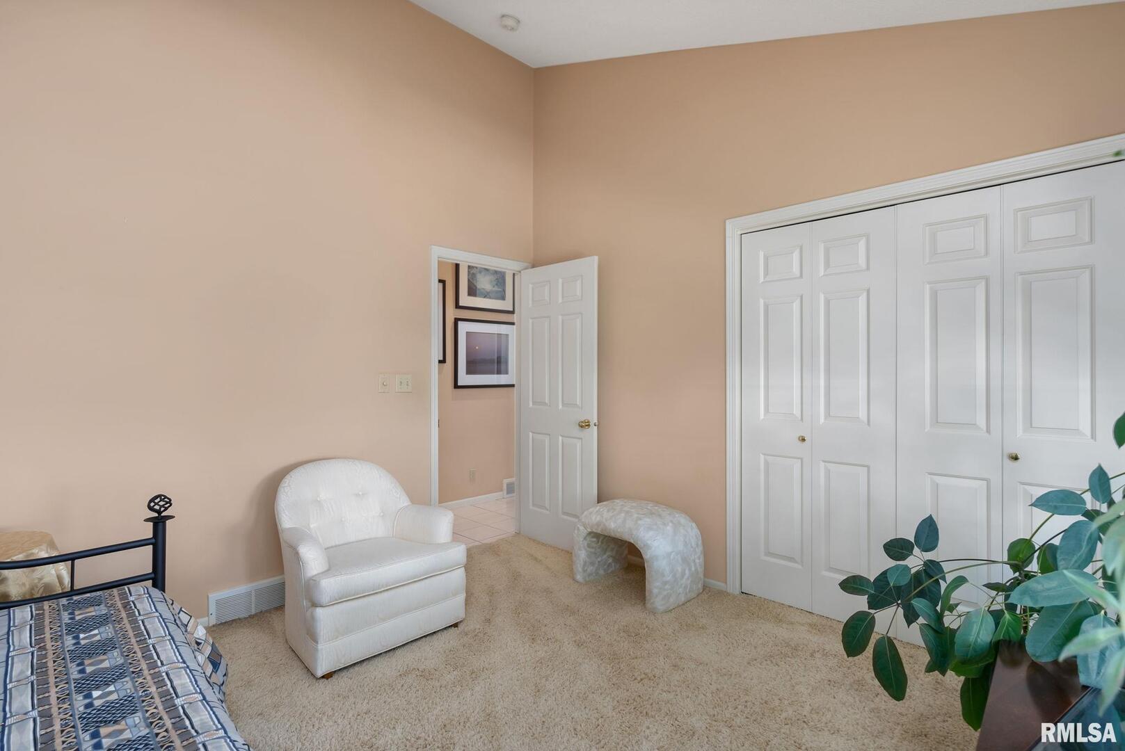 3609 33RD Street Drive