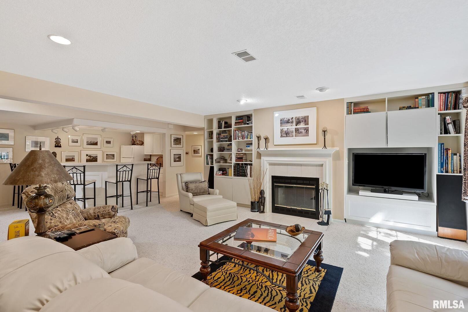 3609 33RD Street Drive