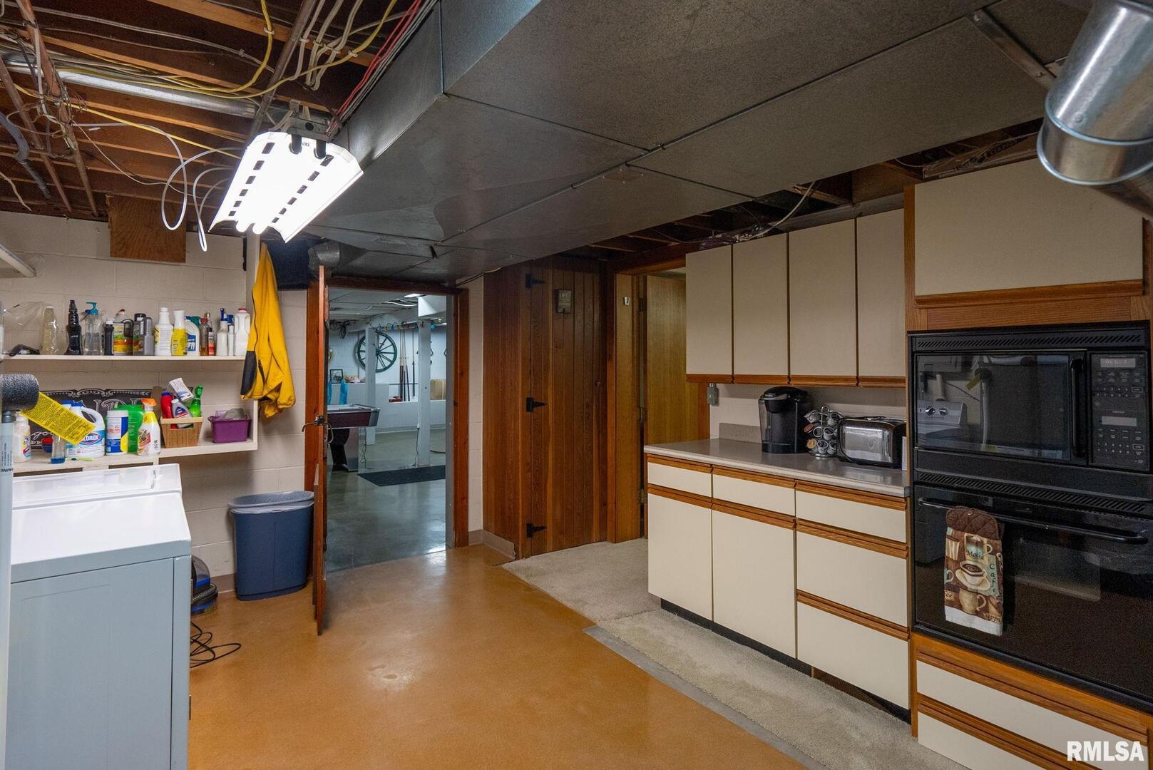 1419 3RD Street