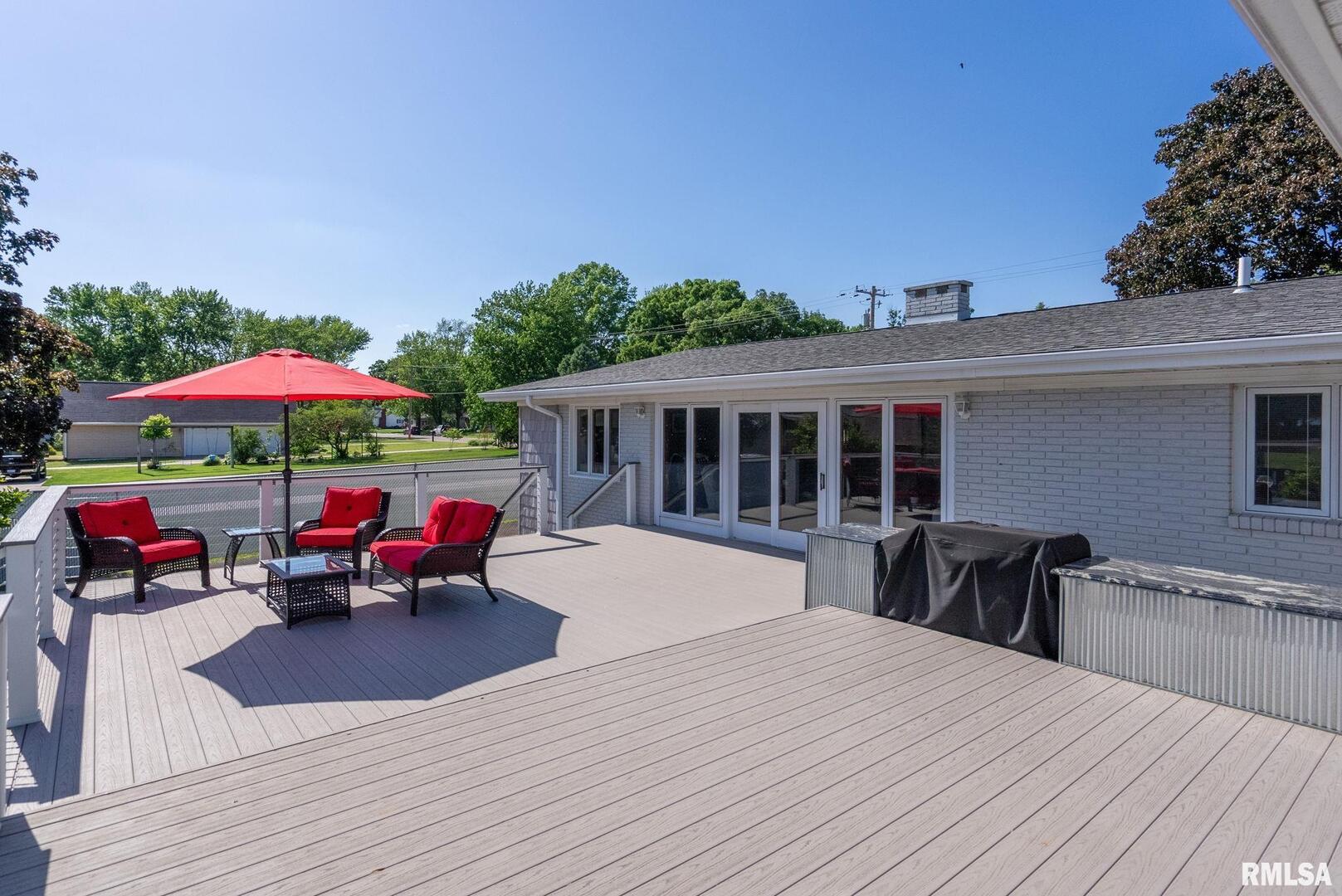 1419 3RD Street