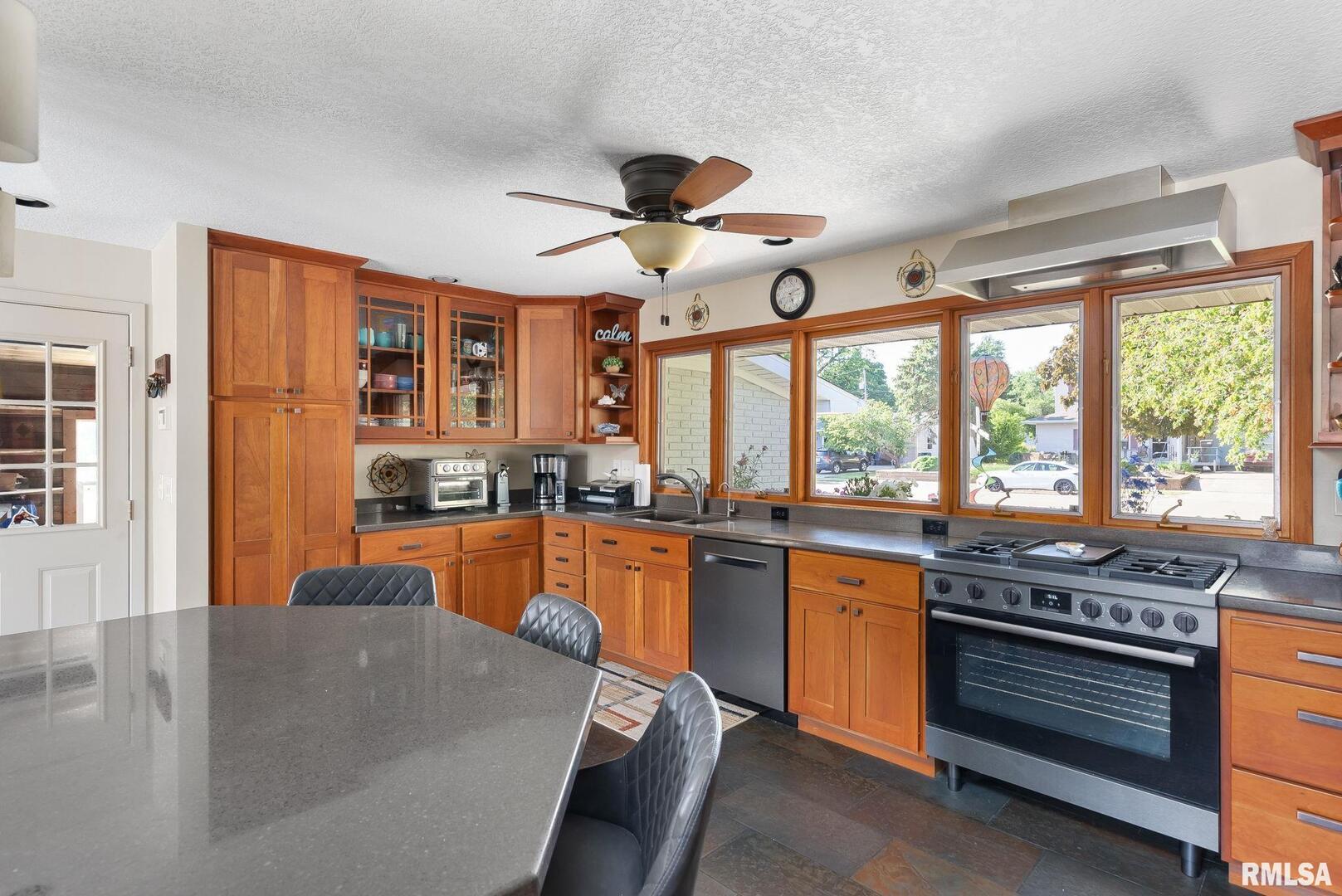 1419 3RD Street
