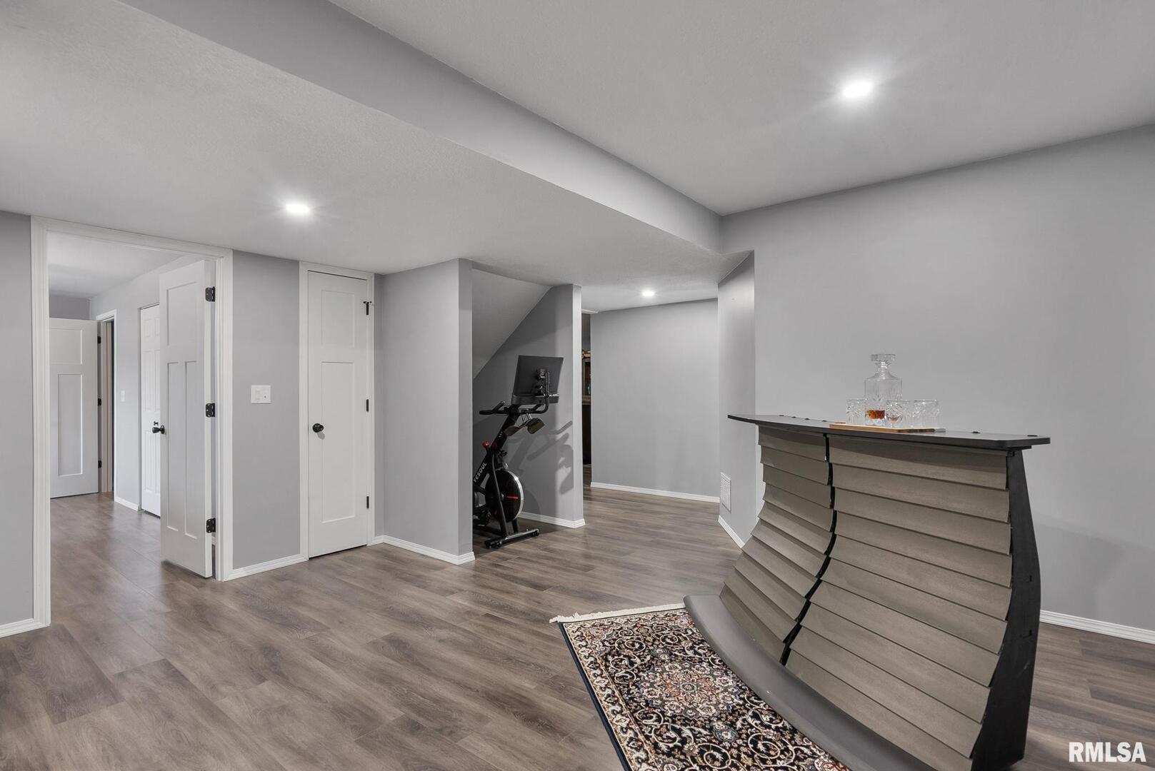 1524 SHAMROCK Drive