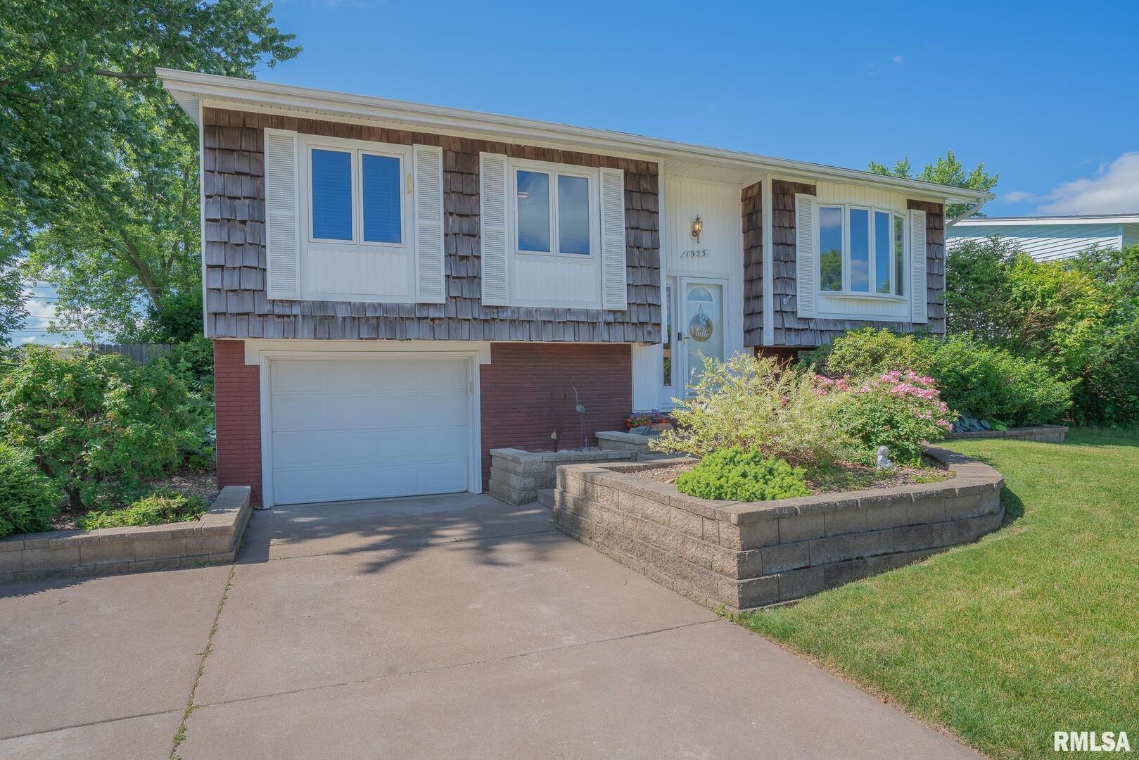 1935 BRISTOL Drive