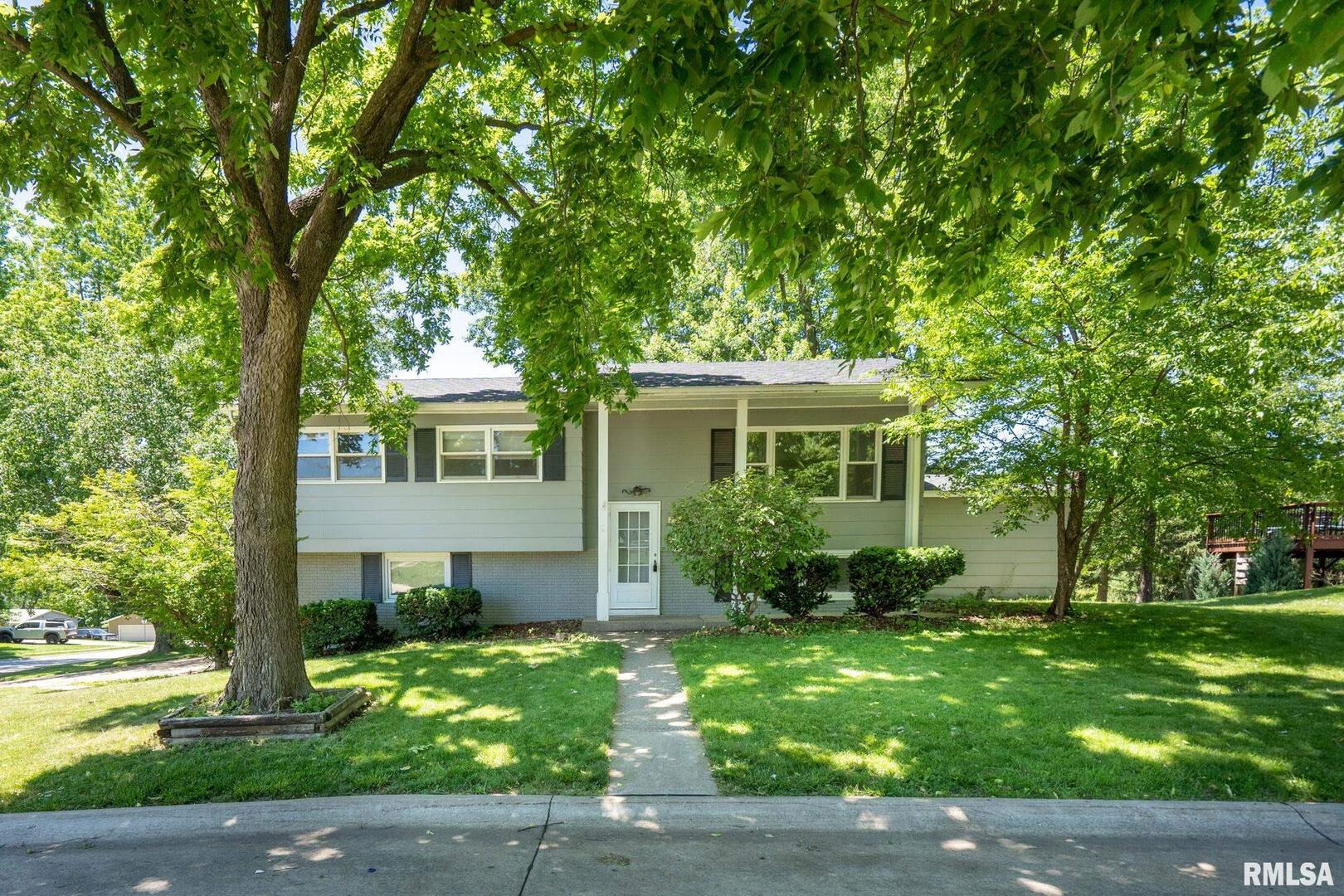 2902 SYCAMORE Terrace