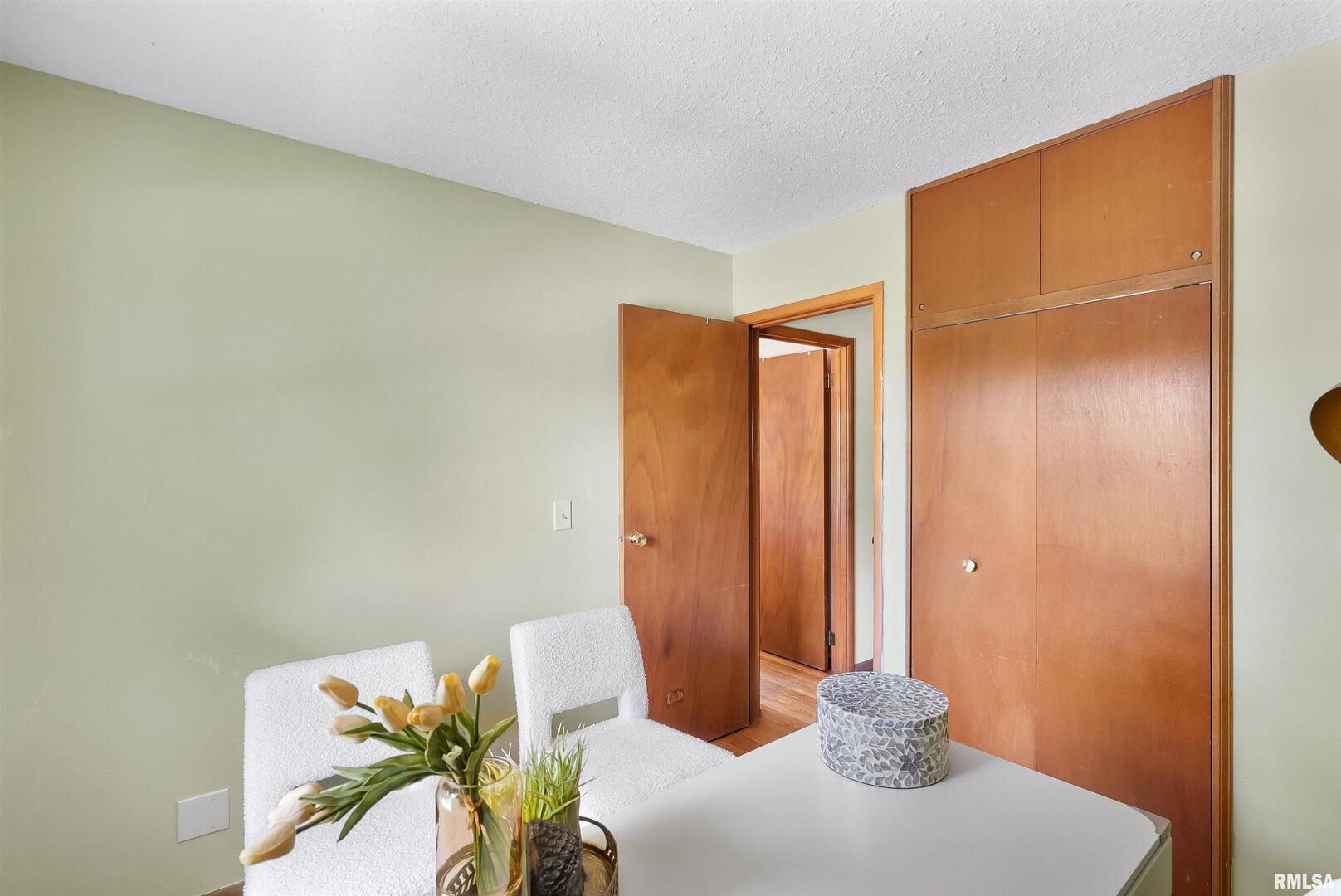 2235 WAVELAND Drive