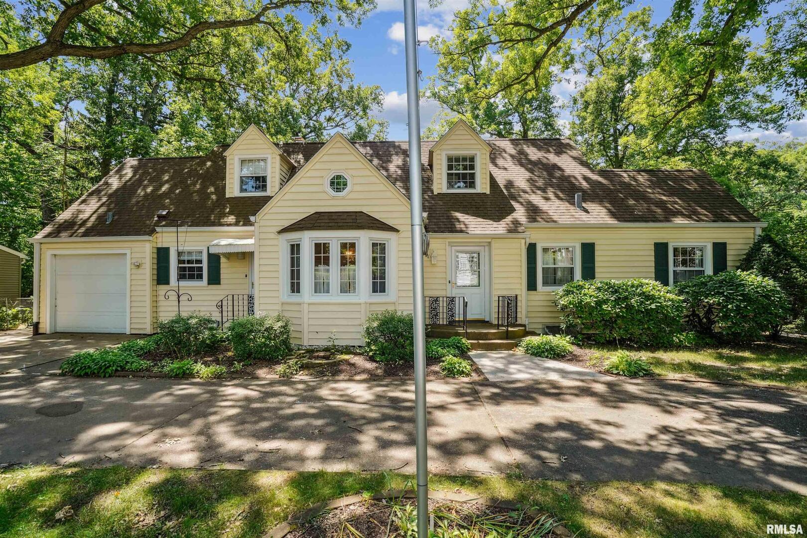 1610 29TH Street Drive