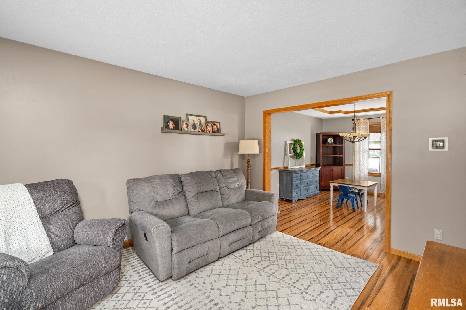 2309 W 61ST Street