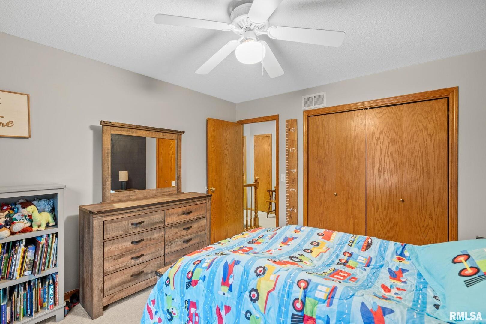 2309 W 61ST Street