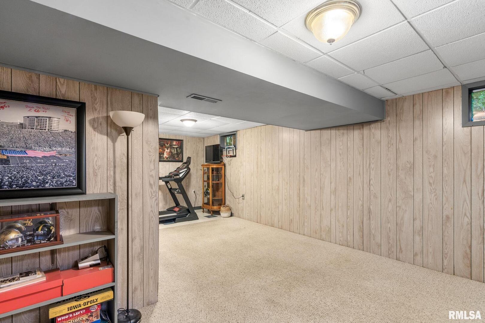 2309 W 61ST Street