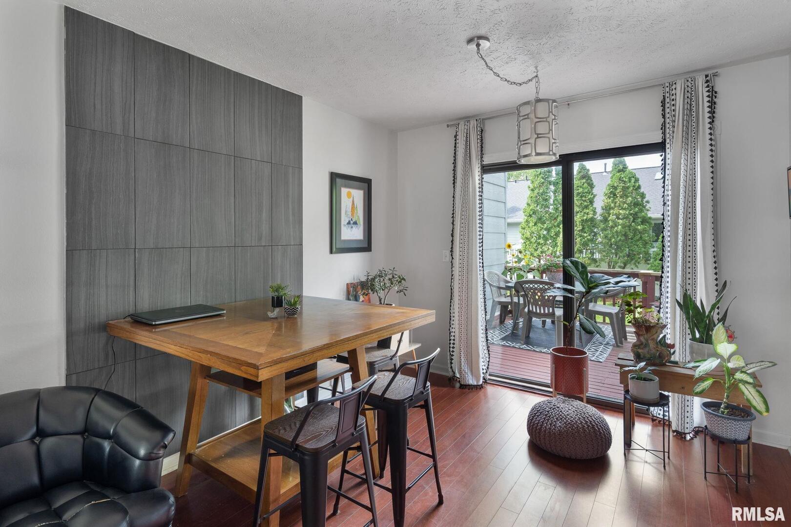 497 44TH Avenue Court