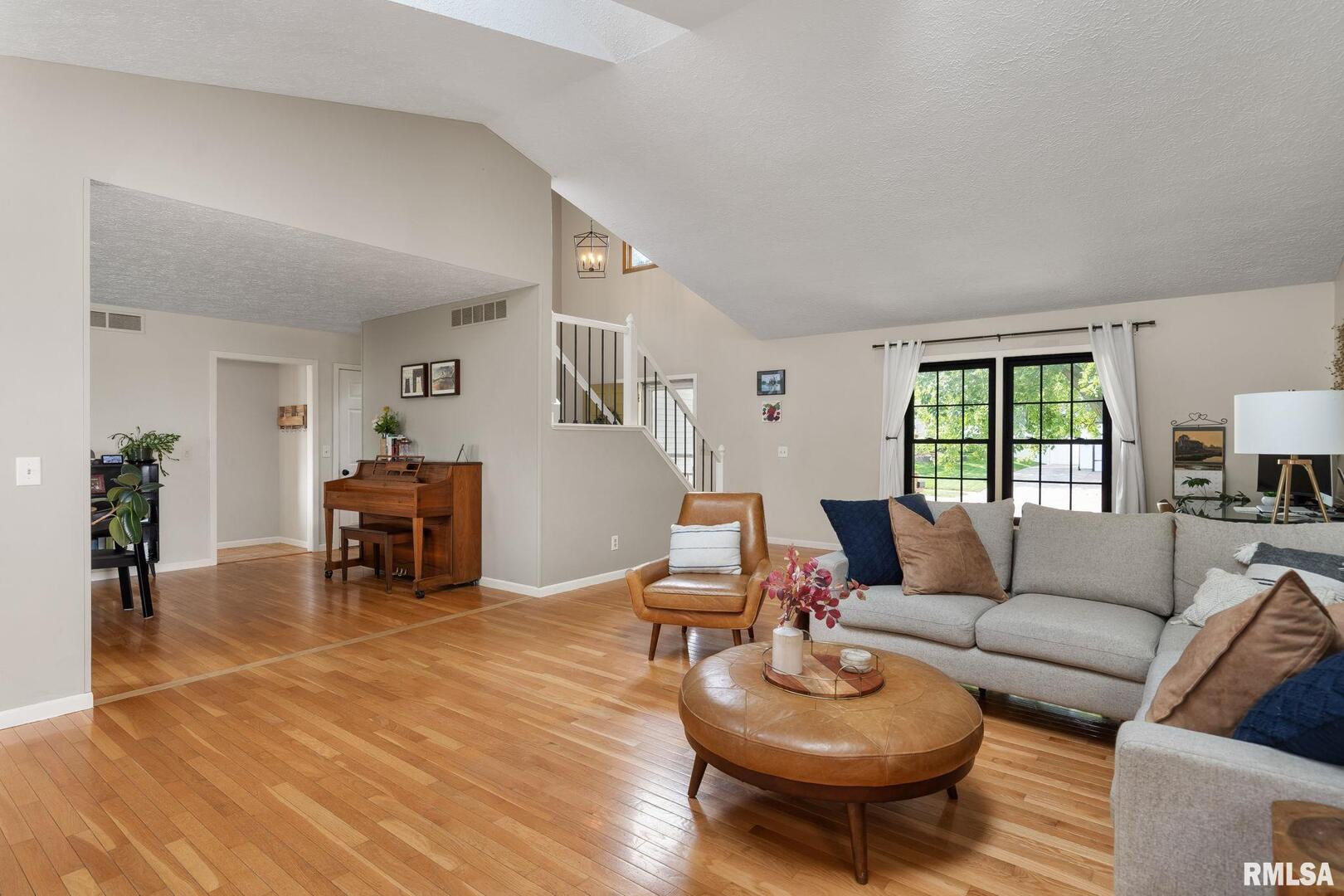 1755 PLYMOUTH Drive